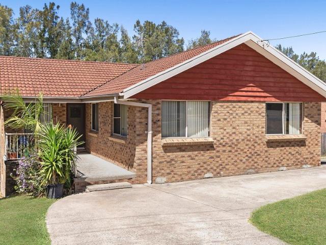 Solid Brick Home with Nature Reserve Outlook