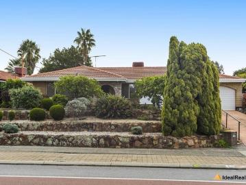SOLID FAMILY HOME IN PRIME LOCATION WITH GREAT RETURN