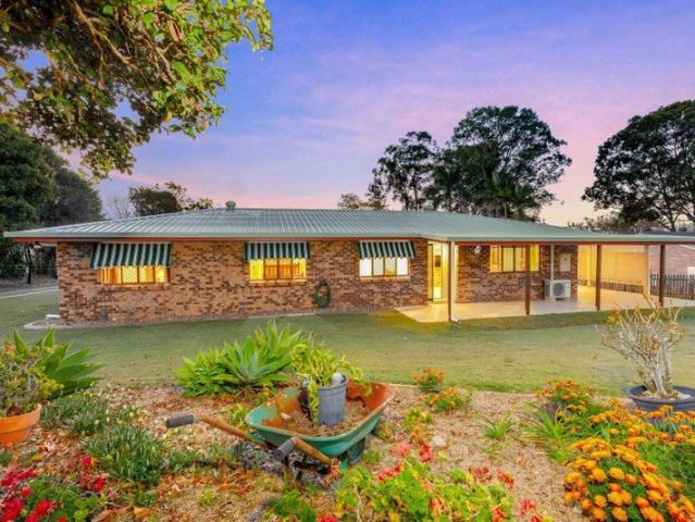 Solid Family Living with Shed, Solar & Space to Enjoy