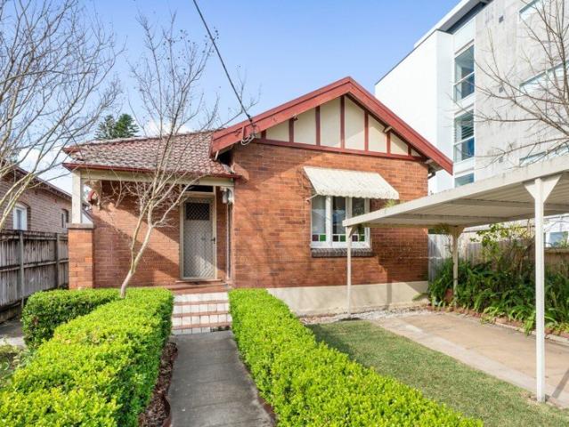SOLID, FULL BRICK FAMILY HOME IN A HIGHLY SOUGHT AFTER AREA WITH HUGE FUTURE POTENTIAL