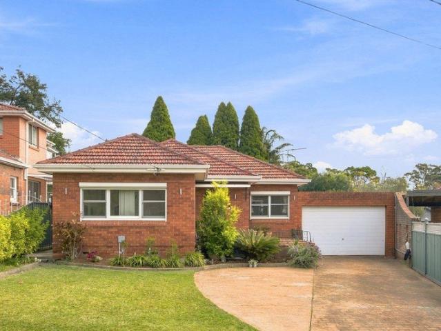 Solid Full Brick Home on 759m2 with Space & Lifestyle Convenience