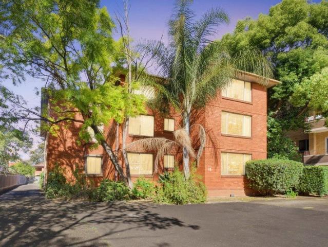 Solid Full Brick Top Floor Two Bedroom Sunny Apartment