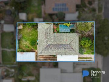 Solid Home on 673m² with Outstanding Potential in Prime Bendigo Location