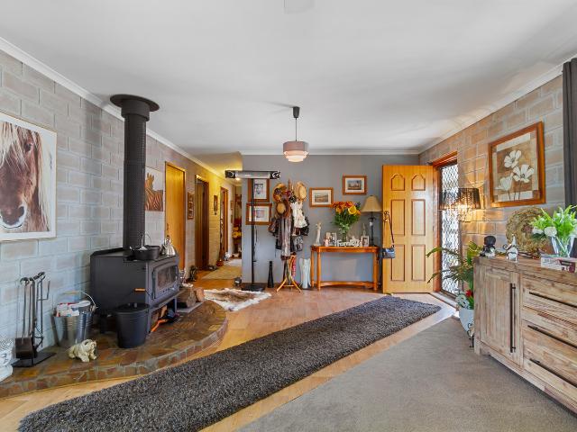 Solid & Homely In Kalimna
