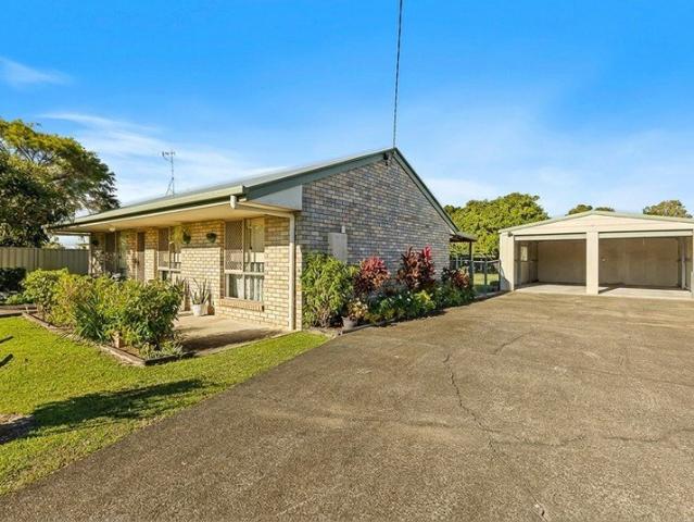 Solid Investment Opportunity on a Spacious 1,012m² Block