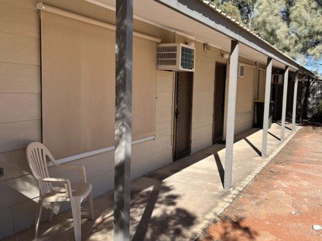 Solid Investment Opportunity Studio Apartment in the Heart of Roxby Downs