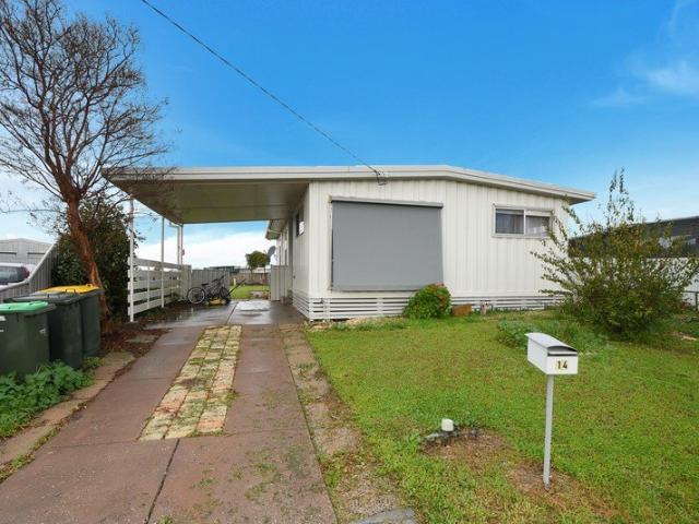 Solid Investment Opportunity with Immediate Rental Return