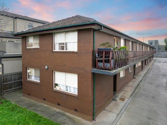 Solid Investment Block of 13 Apartments
