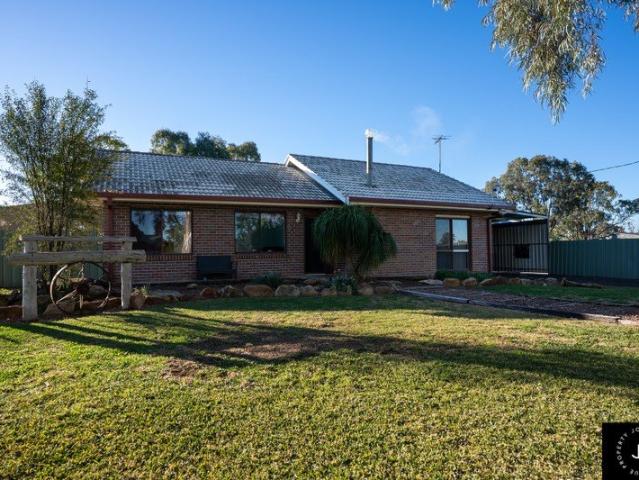 SOLID INVESTMENT WITH DEVELOPMENT POTENTIAL ON 2,023 SQM