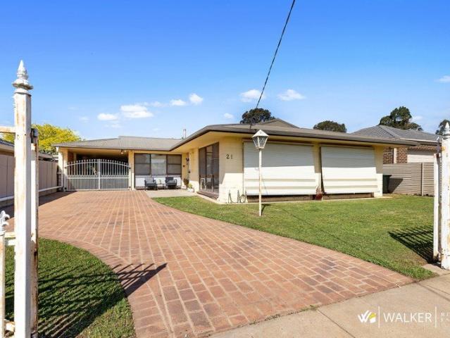 SOLID LOW MAINTENANCE LIVING!