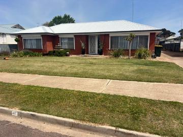 Cleve, South Australia, Rudall - Equipped kitchen
