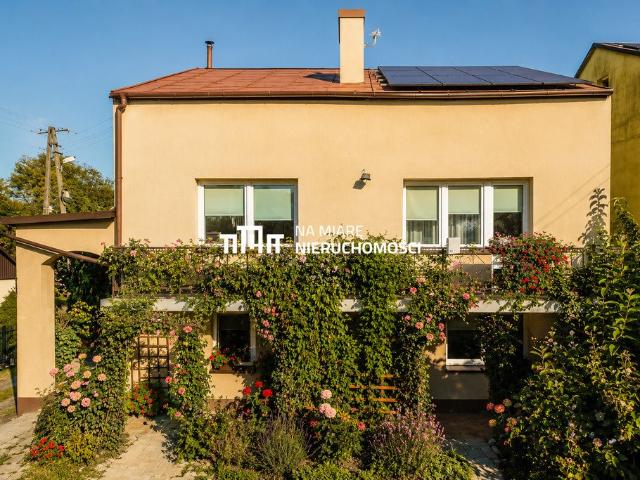 Solidny dom 136 m² z garażem i tarasem polecam!