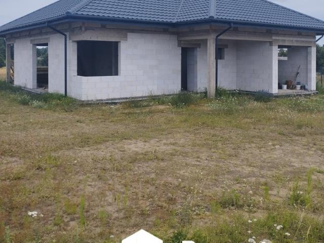 Solidny dom w stanie surowym z dużą działką 1175 m² polecam