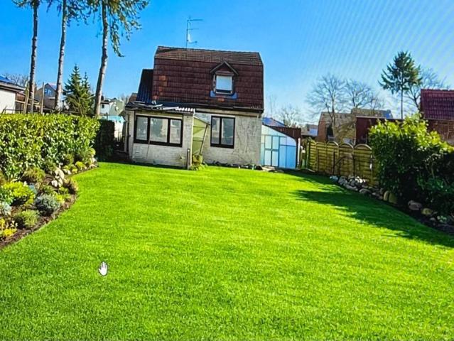 Handwerkertraum mit Naturparadies: Erwecken Sie dieses charmante Häuschen zum Leben!