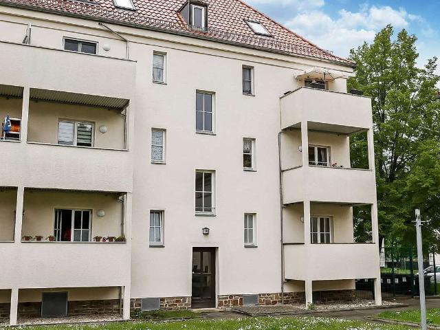 Solide Kapitalanlage: Vermietete 2 Zimmer Wohnung mit Stellplatz