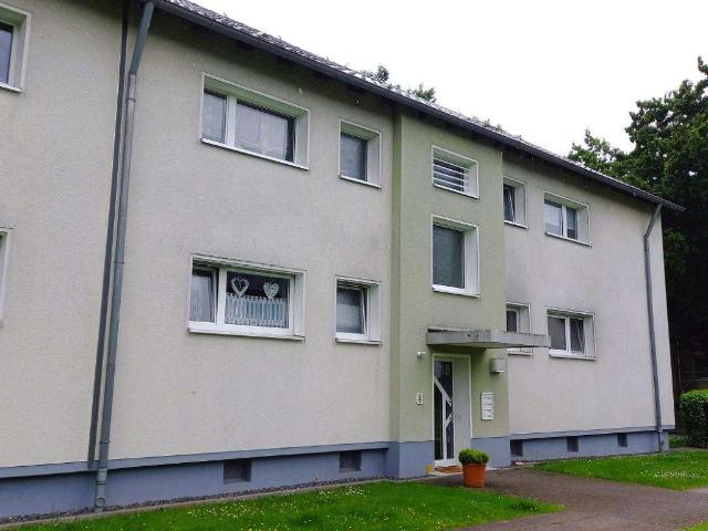 Solide Kapitalanlage in 4 Fam.Haus in grüner Lage
