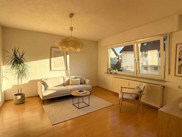 Solide Kapitalanlage oder Eigenbedarf: 3 Zimmer mit Balkon und viel Potenzial