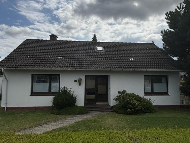 solides Einfamilienhaus an der Elbe