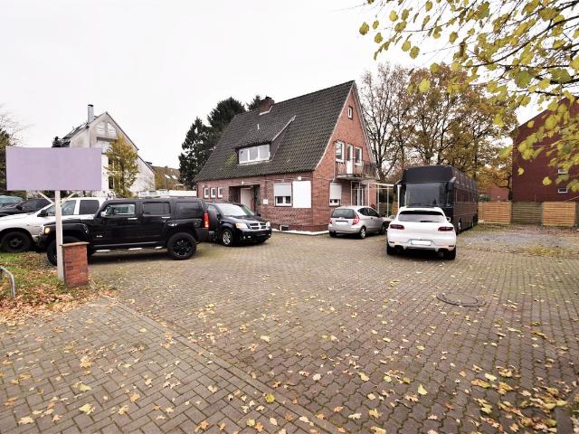 Solides Einfamilienhaus mit großem Grundstück in Glashütte