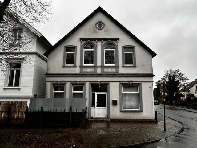 Solides Zweifamilienhaus in bevorzugter Oldenburger Wohngegend