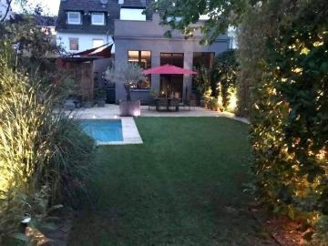 SOLIDES ZINSHAUS mit Loft & Pool 7 Einheiten & Ausbaureserve