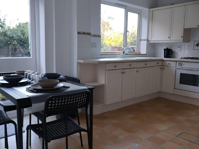 Solihull, B91 1DS, United Kingdom | 4 bed house for rent #121445686 | Rentberry