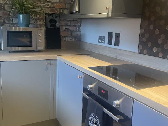 Solihull, B91 2LE, United Kingdom | 2 bed apartment for rent #116455901 | Rentberry