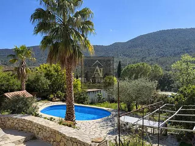 Solliès Toucas 83210 Achat / Vente maison 6 pièces t6