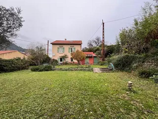 Solliès Toucas 83210 Achat / Vente maison 8 pièces t8
