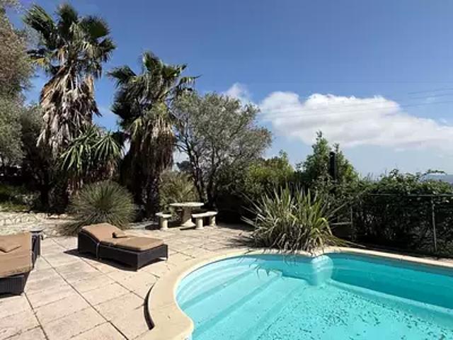 Solliès Ville 83210 Achat / Vente maison 4 pièces t4 piscine jardin