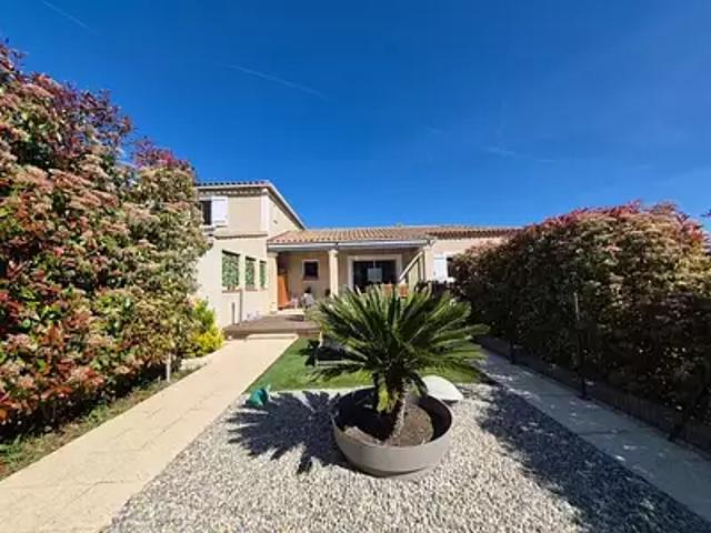 Solliès Ville 83210 Achat / Vente maison 6 pièces t6 jardin terrasse