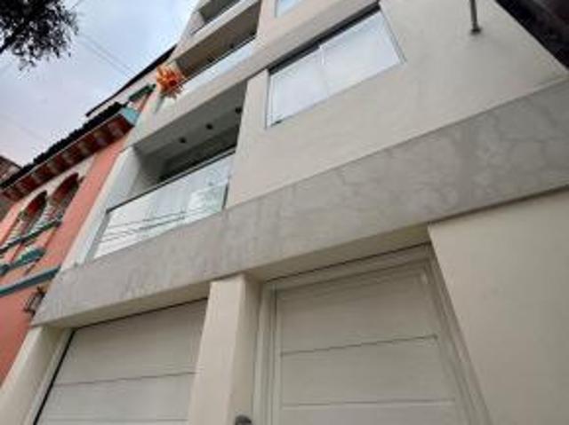 SOLO MUJERES* Alquilo amplia habitación en modalidad roommate en jirón Soledad