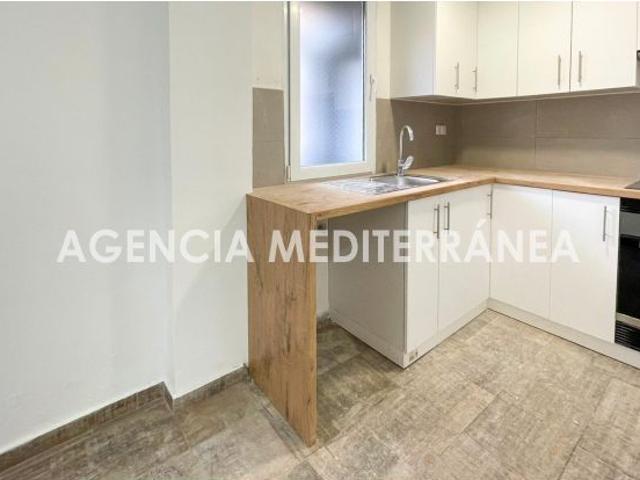 ? ¡SOLO ESTUDIANTES! Habitaciones en Burjassot