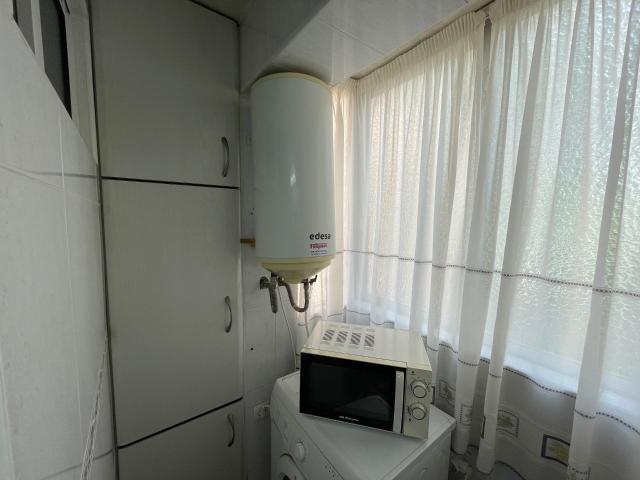SOLO PARA PERSONAL SANITARIO O EMPRESA CON TRABAJADORES, ESTE PISO ES PARA TI