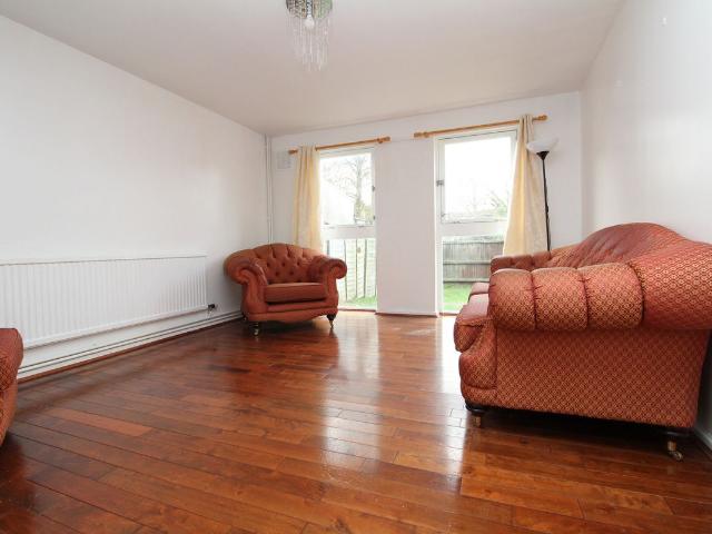 Solomons Passage, Peckham SE15, 3 bed maisonette to rent, £2,400 pcm | PrimeLocation