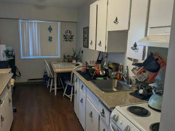 Sophia Has an Apartment