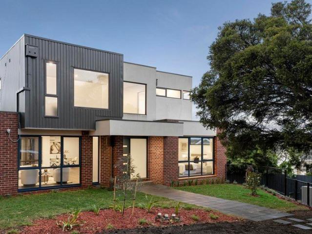 Sophisticated Multi Level Living in a Premier Templestowe Setting
