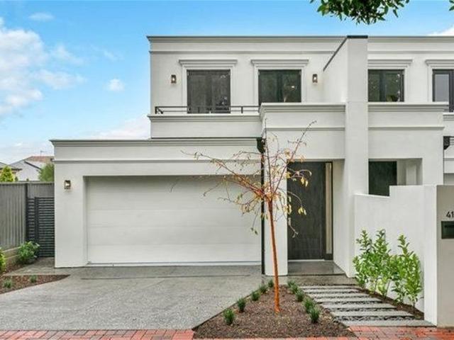 Sophisticated & Modern, Walk To Burnside Village