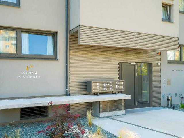 Sophisticated new studio including bathtub, balcony and lift, Vienna Amsterdam Apartments for Rent