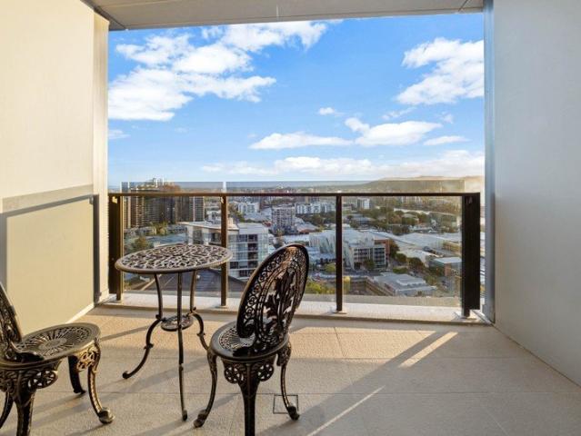 Sophisticated One Bedroom Residence with Dedicated Study in Brisbane One's Premier Tower!