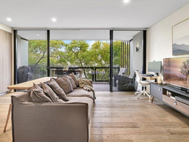 Sophisticated one bedrooom apartment in a boutique development