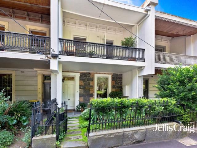 Sophisticated and serene opposite Carlton Gardens