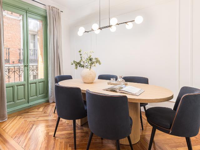 Sophisticated apartment in the heart of Madrid