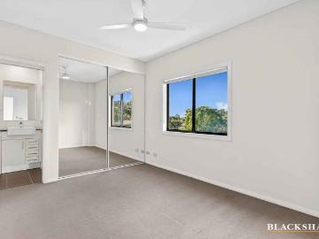 Sophisticated Apartment Living with Stunning Parkland Views in.