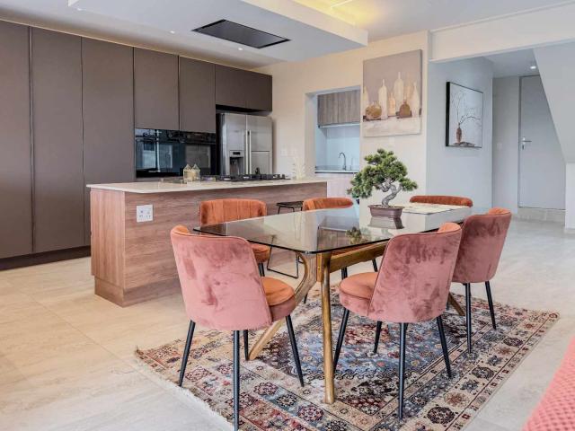 SOPHISTICATED BRYANSTON LIVING | BRAND NEW FAMILY HOME IN BOUTIQUE ESTATE TO LET: R50,000 PER MONTH