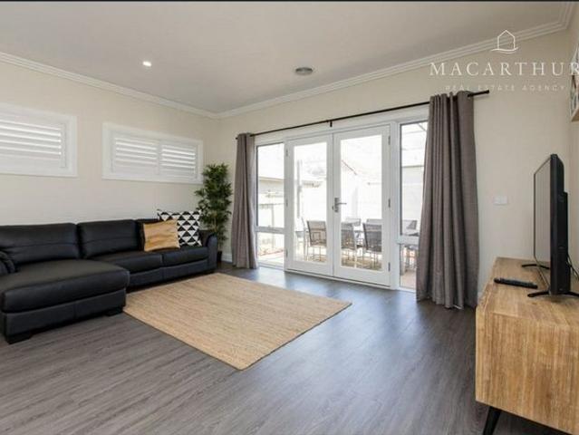 Sophisticated Central Living