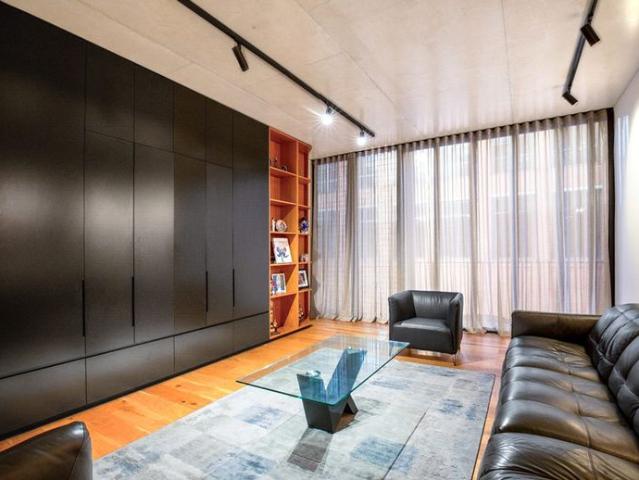Sophisticated City Edge Design and Luxury