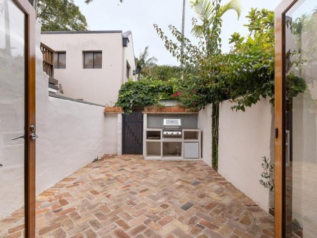 Sophisticated city house with private courtyard