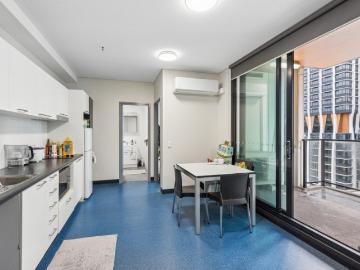 Sophisticated City Living in Adelaide's Vibrant East End!
