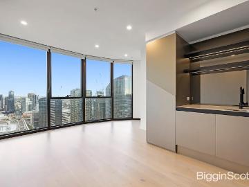 Sophisticated City Living in Premier Tower